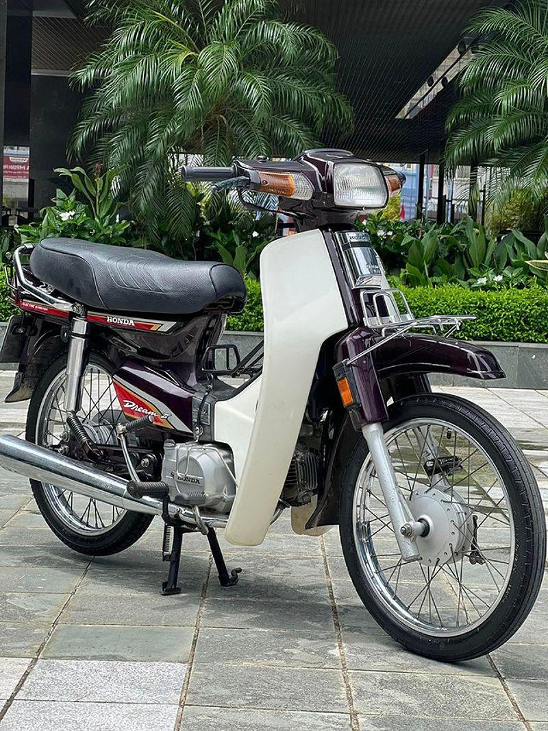 Honda Dream Thái 21 năm tuổi được rao bán hơn 70 triệu đồng